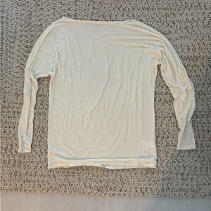 NEVER WORN. Women's White Long Sleeve Top.